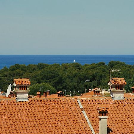 Apartments Rossana Porec Esterno foto