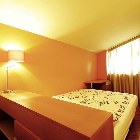 Apartments Rossana Porec Esterno foto
