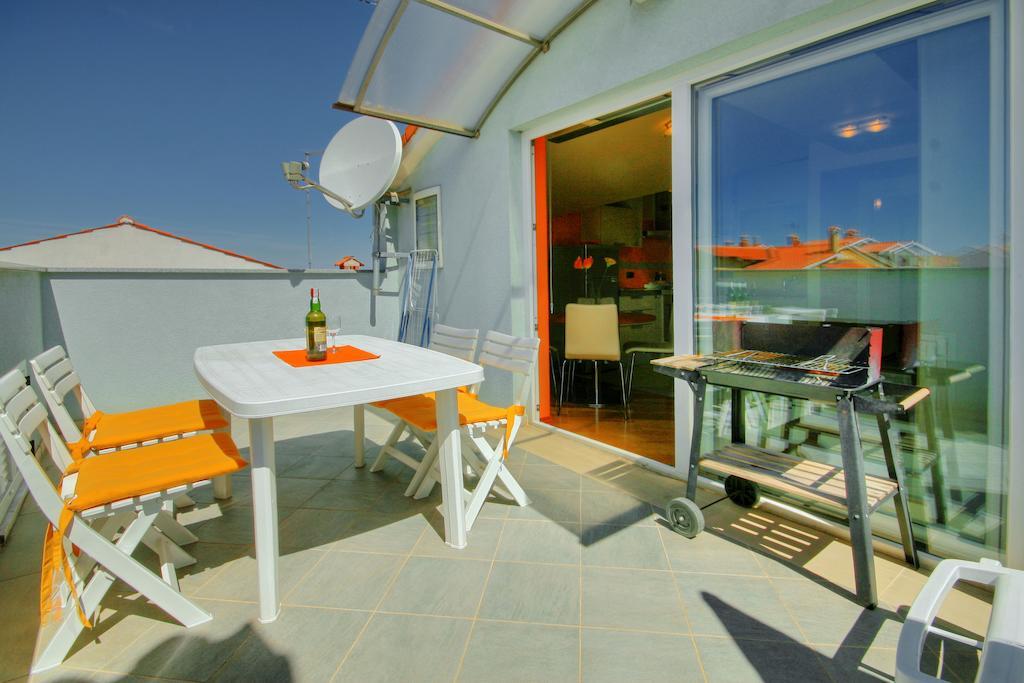 Apartments Rossana Porec Esterno foto