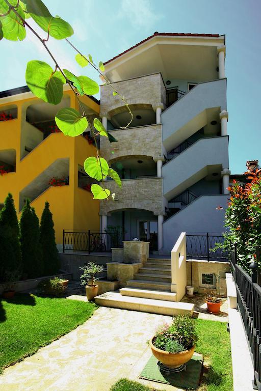 Apartments Rossana Porec Esterno foto